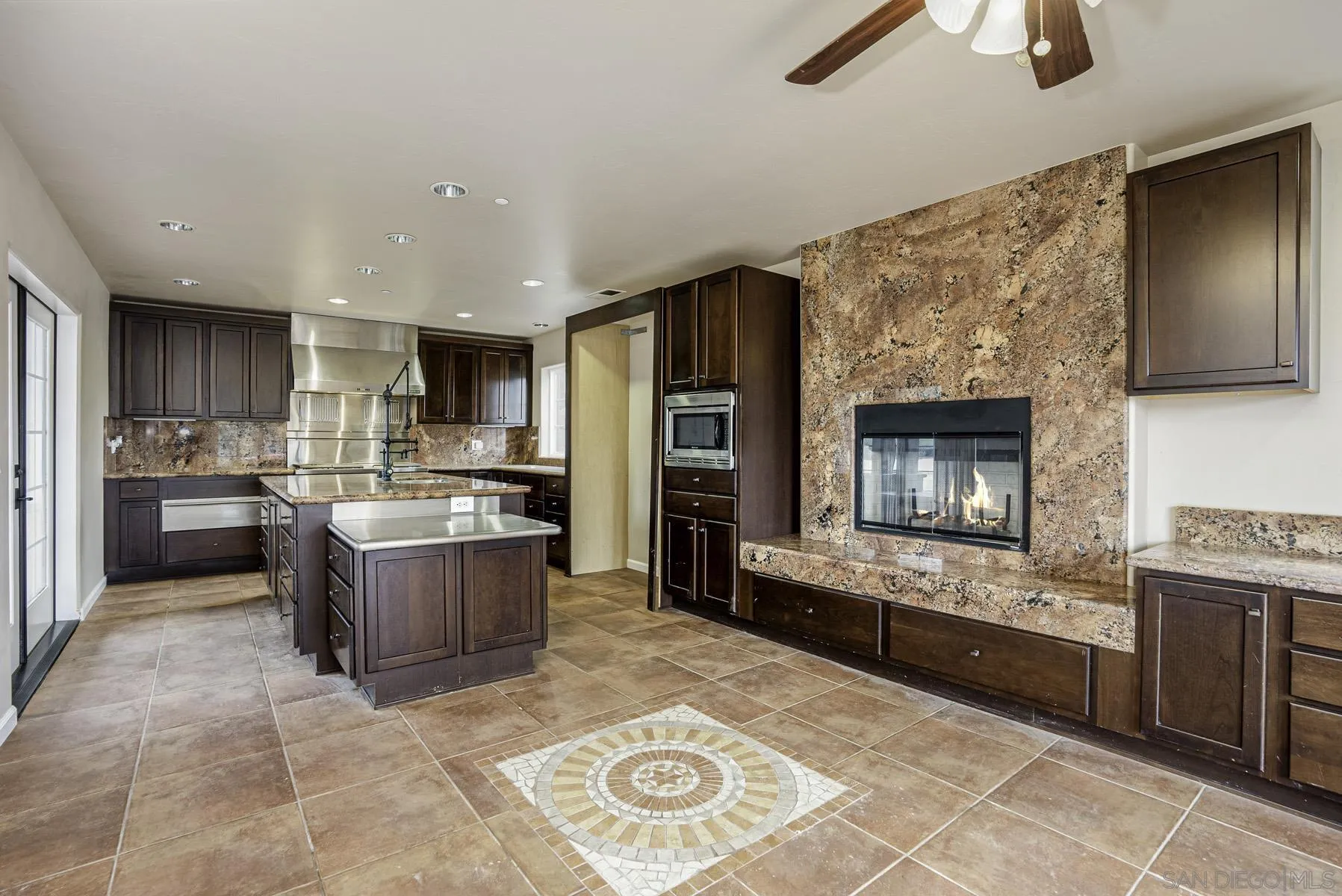 20850 Deerhorn Valley Road Jamul, CA 91935 - Photo 9 of 31 Gallery Image 9