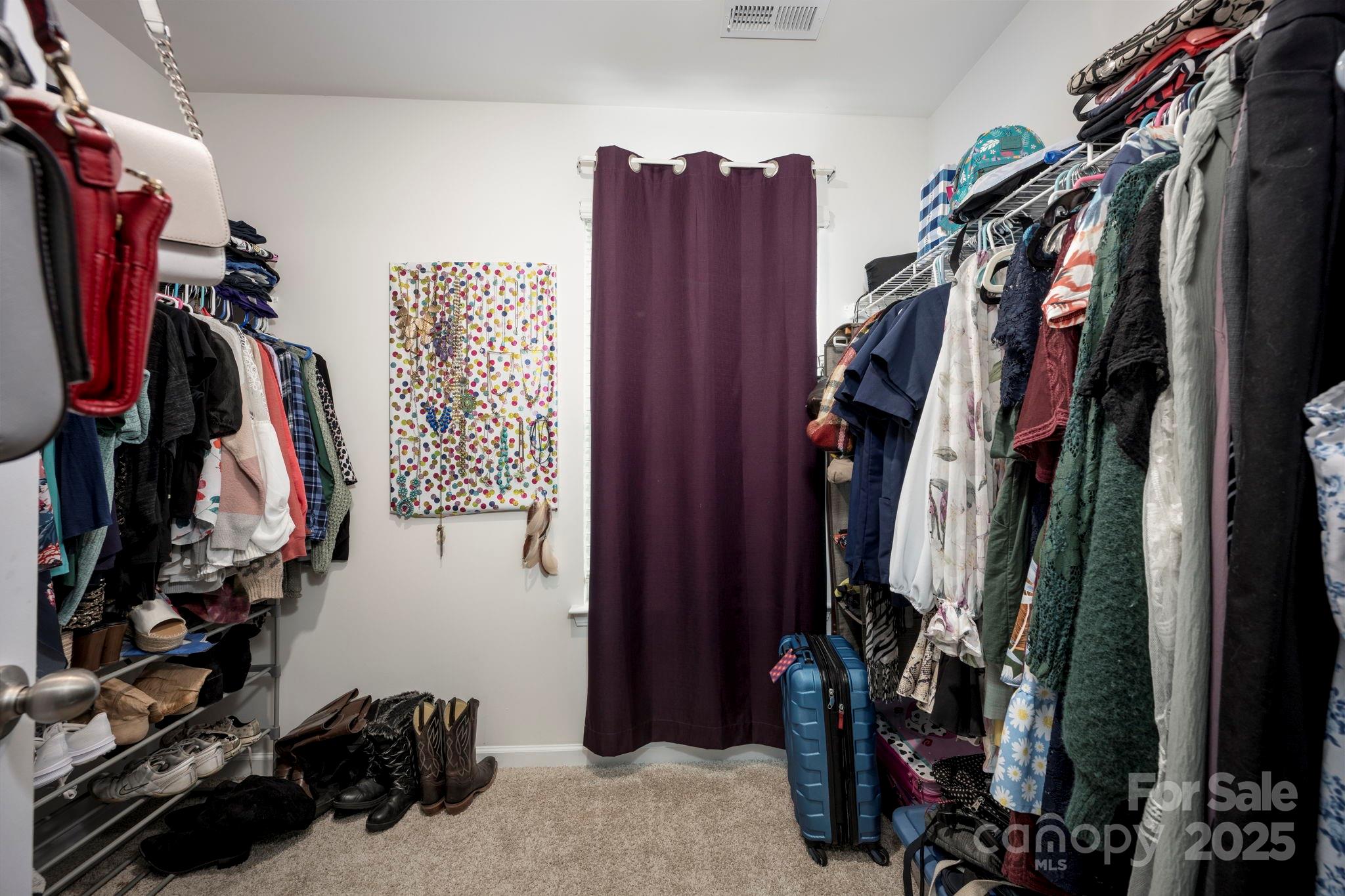 7527 Finnigan Road Charlotte, NC 28215 - Photo 13 of 24 Gallery Image 13