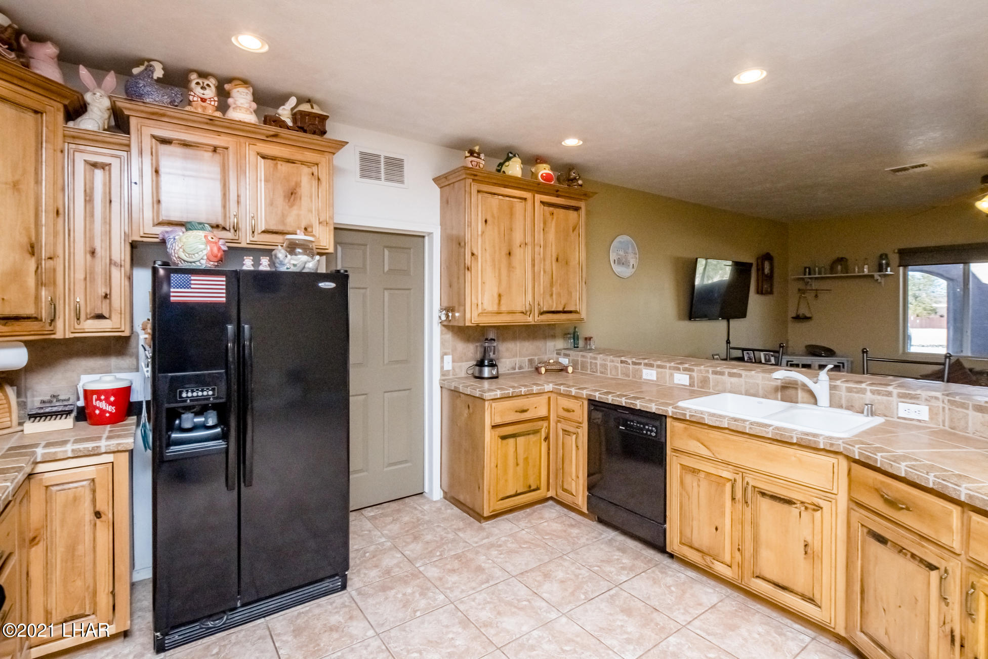 5078 Melissa Road Yucca, AZ 86438 - Photo 17 of 71 5078MelissaRd_17