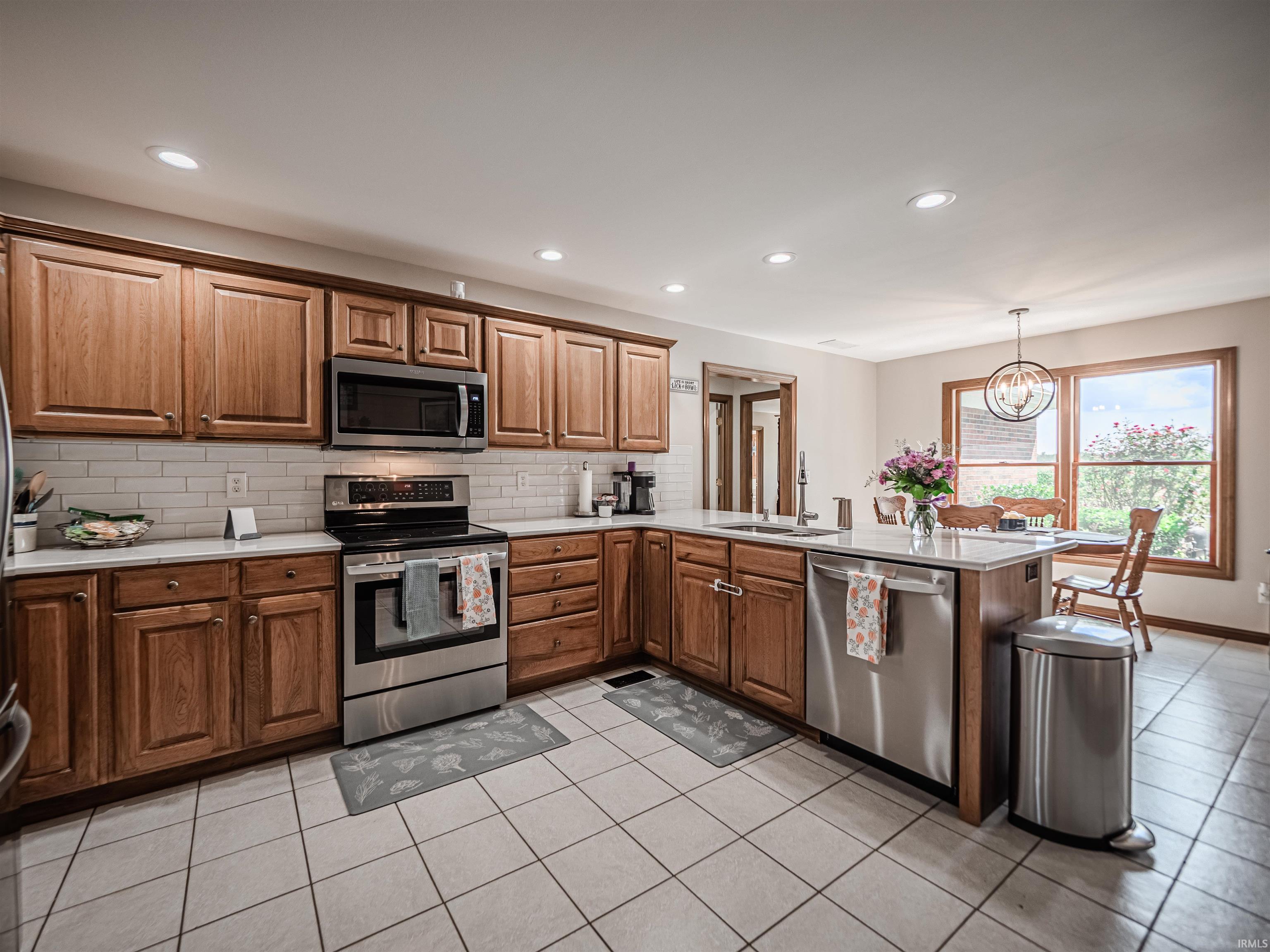 577 East Shelton Road Boonville, IN 47601 - Photo 11 of 34