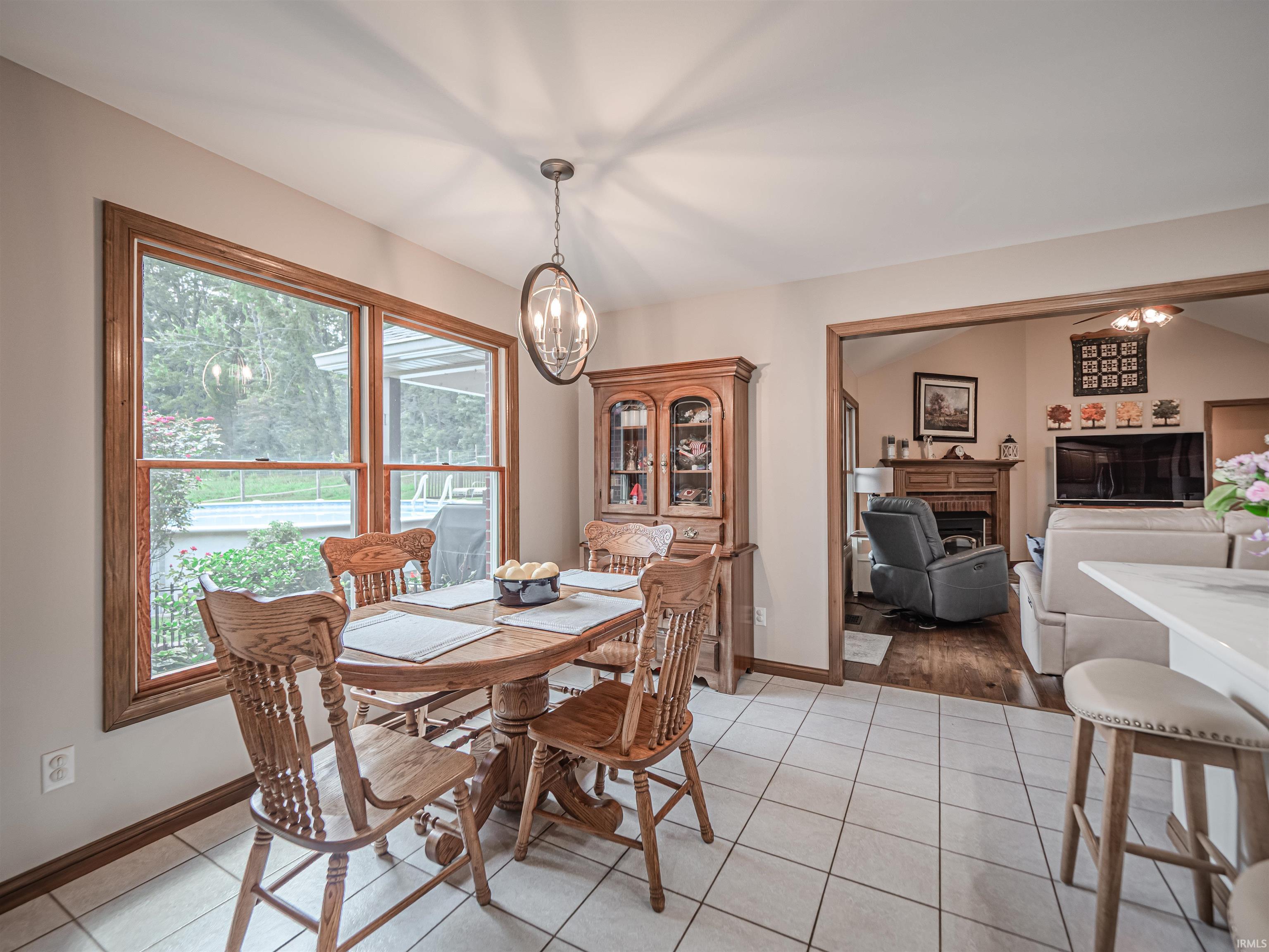 577 East Shelton Road Boonville, IN 47601 - Photo 12 of 34