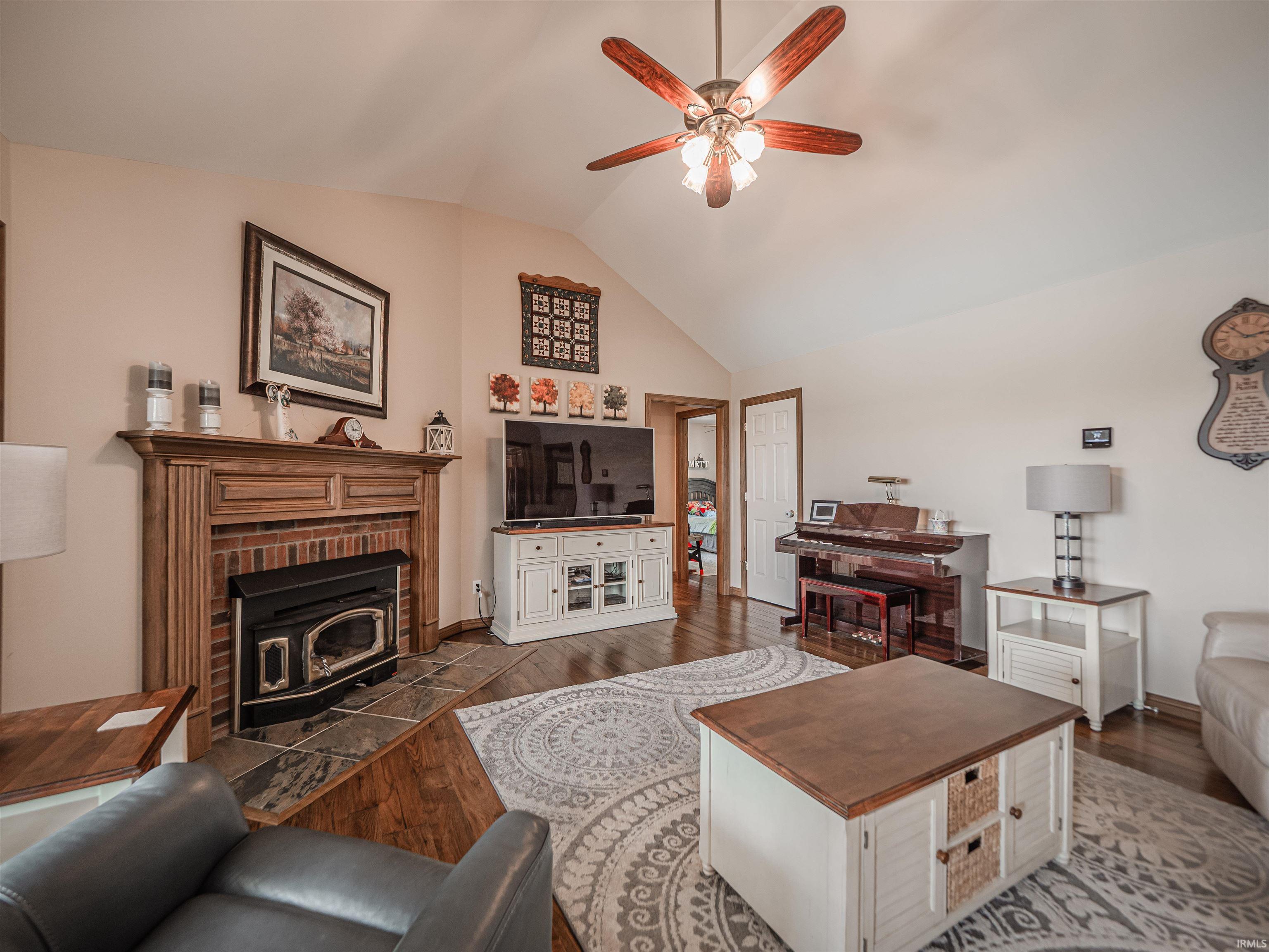 577 East Shelton Road Boonville, IN 47601 - Photo 16 of 34