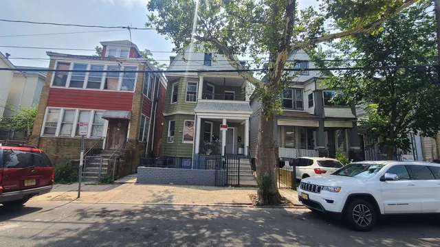 a car parked in front of a building