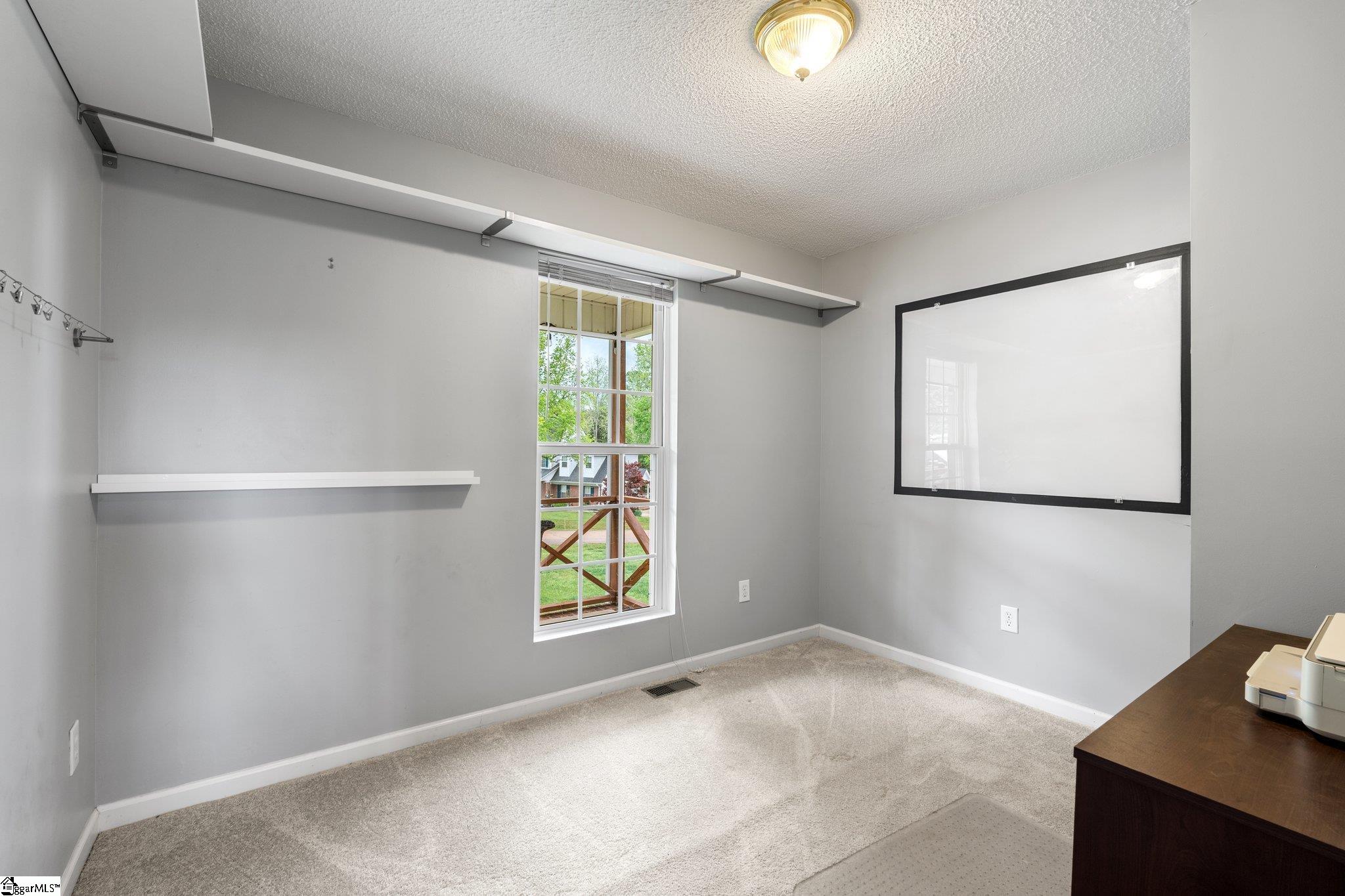 102 Jacqueline Road Piedmont, SC 29673 - Photo 4 of 32