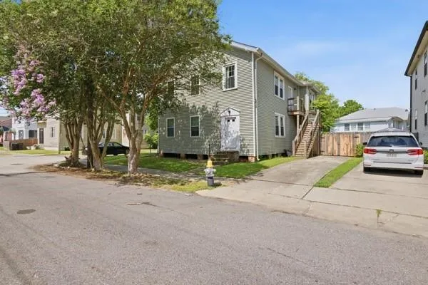 $1,525 | 2806 Soniat Street, New Orleans, LA 70115