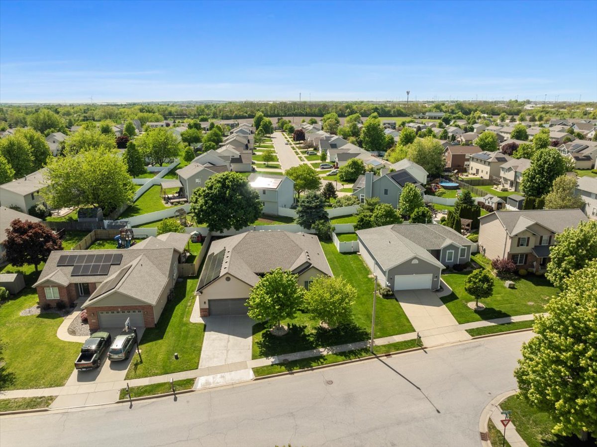 1721 Partridge Point Normal, IL 61761 - Photo 37 of 37 an aerial view of a