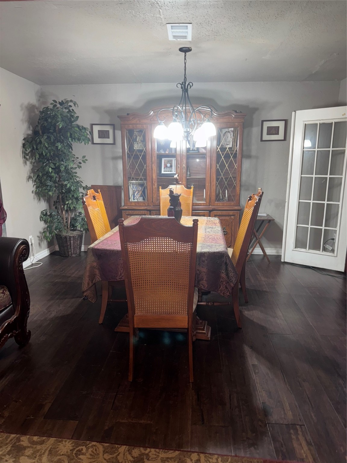 2519 Garapan Street Houston, TX 77091 - Photo 4 of 7 a view of a dining room with furniture window and wooden floor
