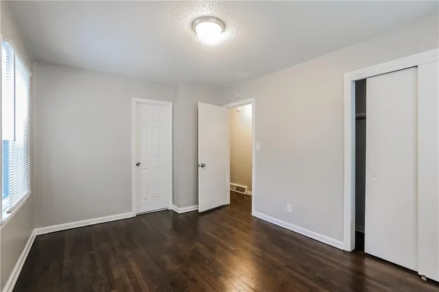 $1,860 | 9505 Newton Avenue, Kansas City, MO 64134