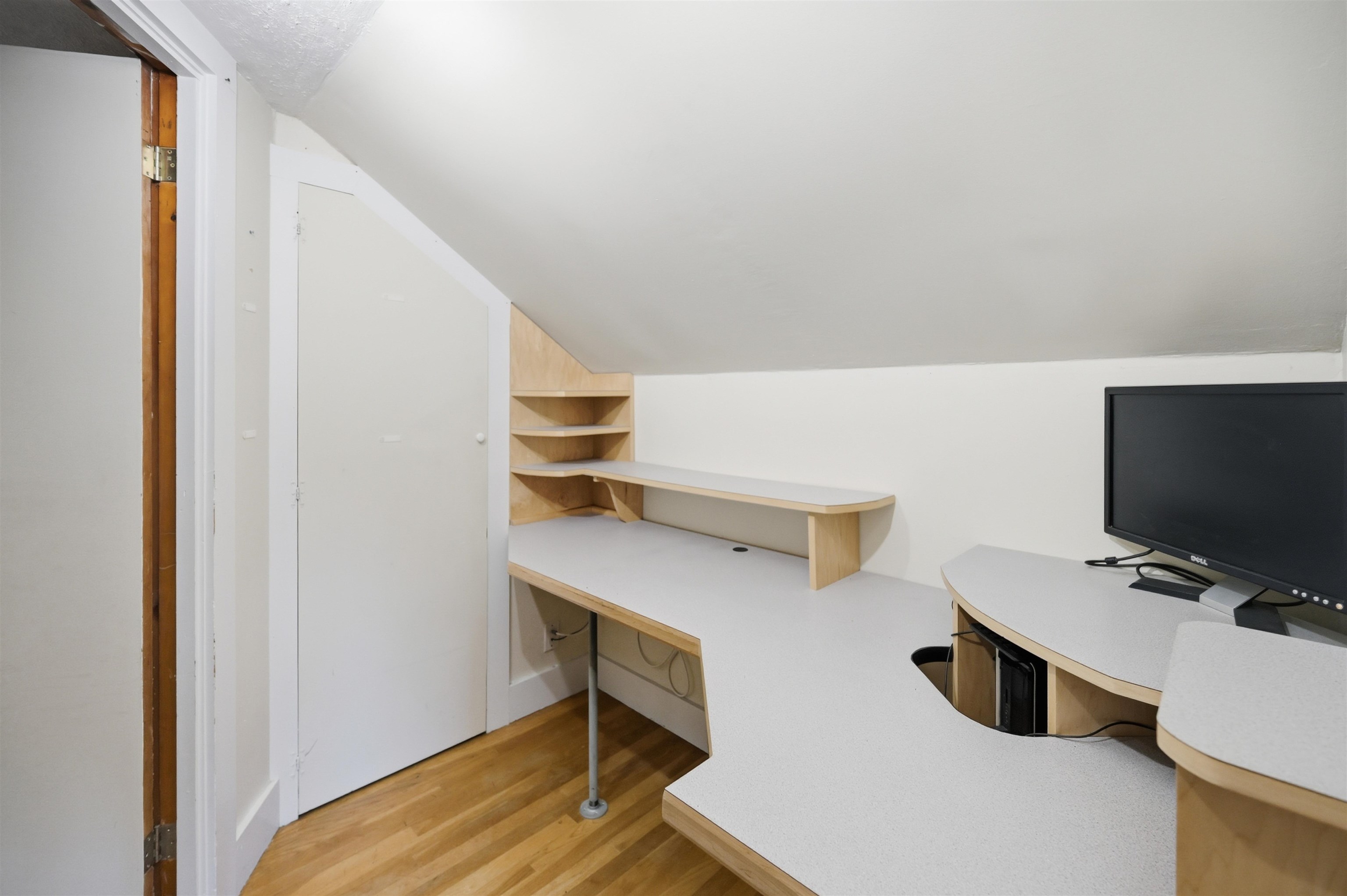 4 Hale Spring Road Plaistow, NH 03865 - Photo 20 of 43