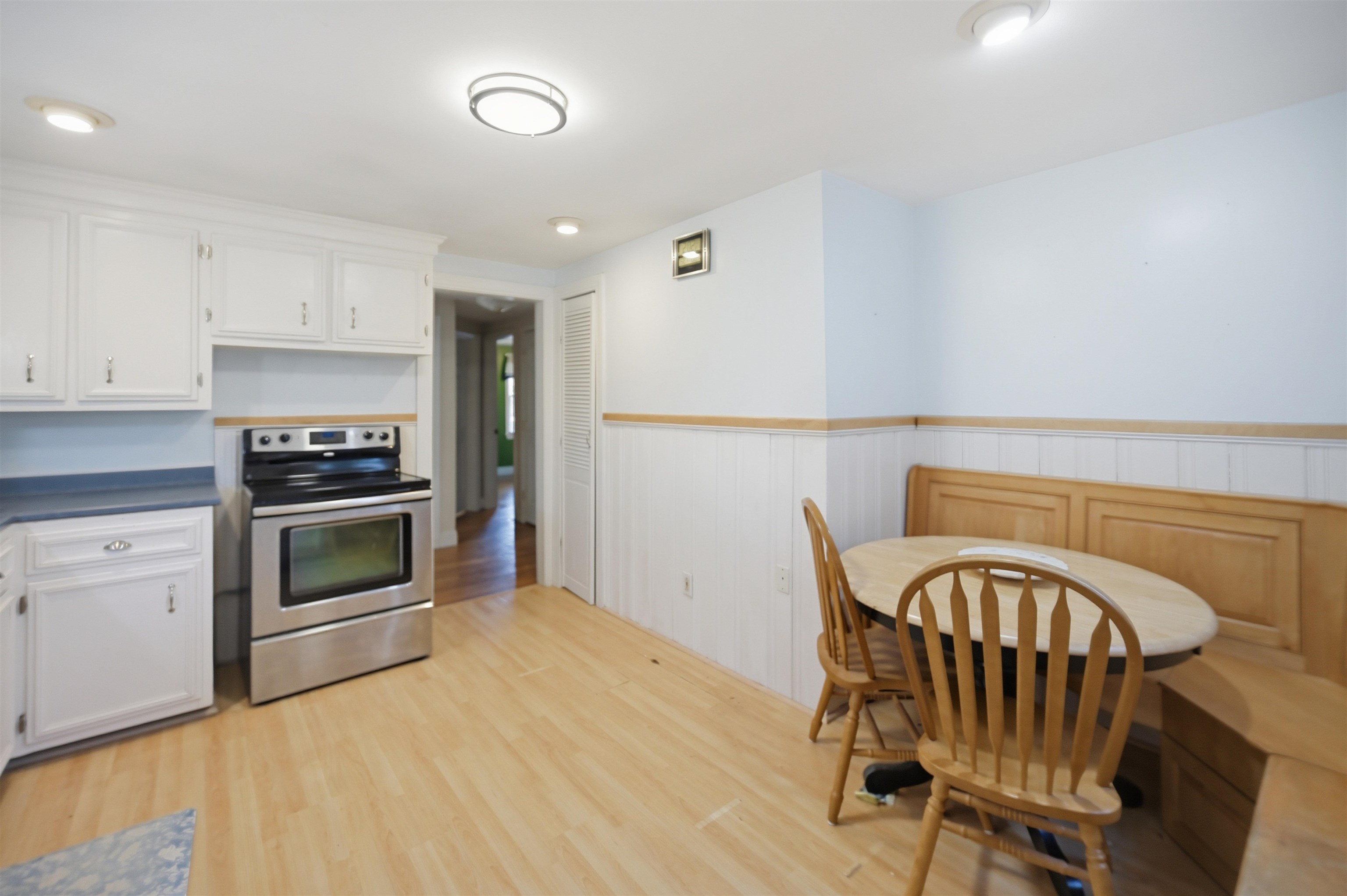 4 Hale Spring Road Plaistow, NH 03865 - Photo 3 of 43