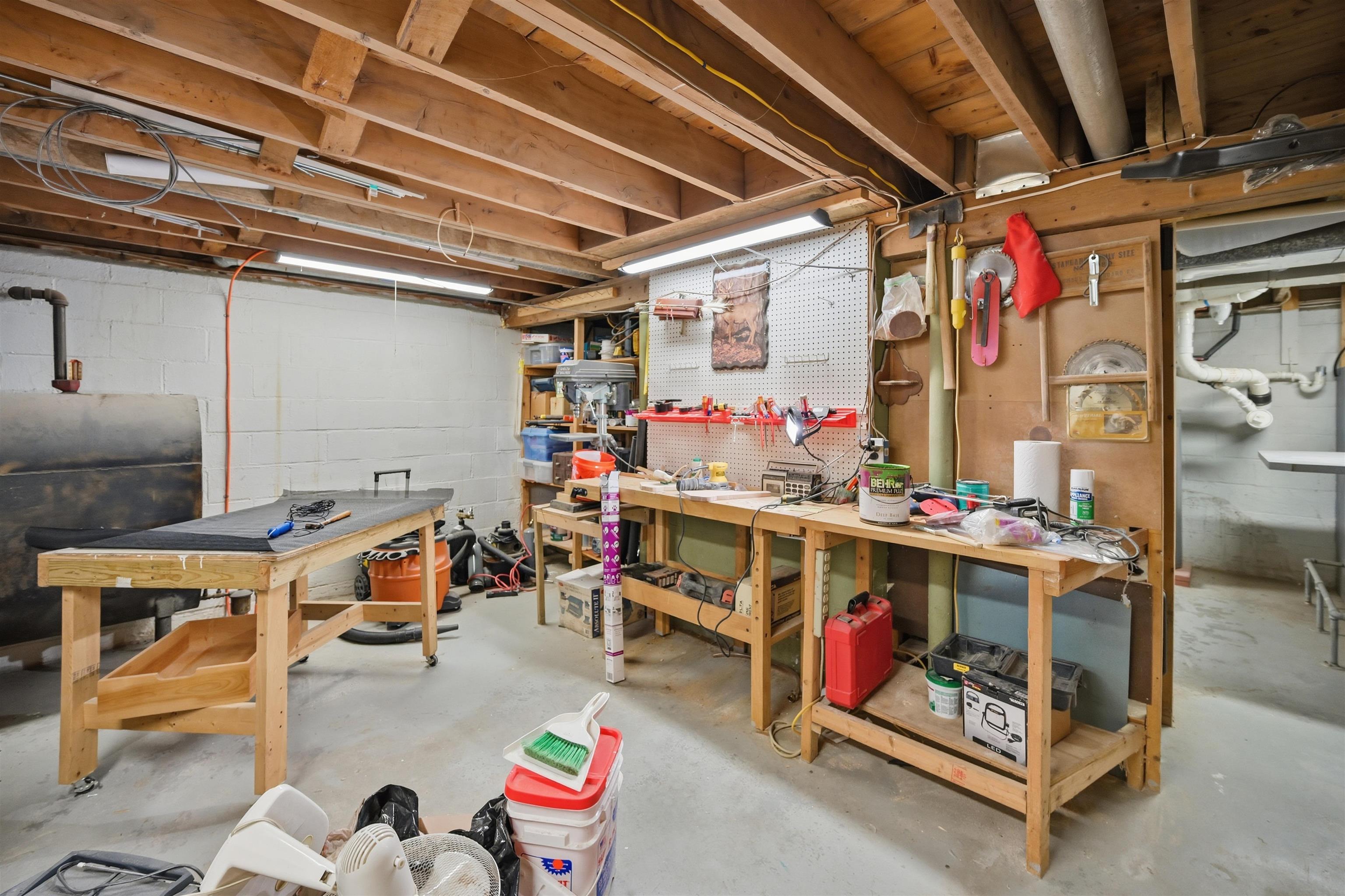 4 Hale Spring Road Plaistow, NH 03865 - Photo 32 of 43