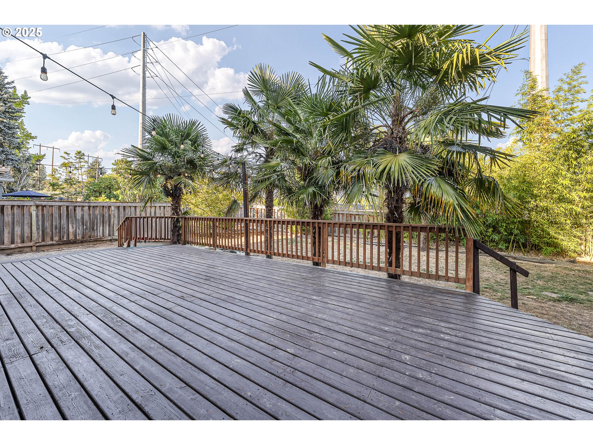 11450 Southwest Pintail Loop Beaverton, OR 97007 - Photo 29 of 35 a view of a wooden deck