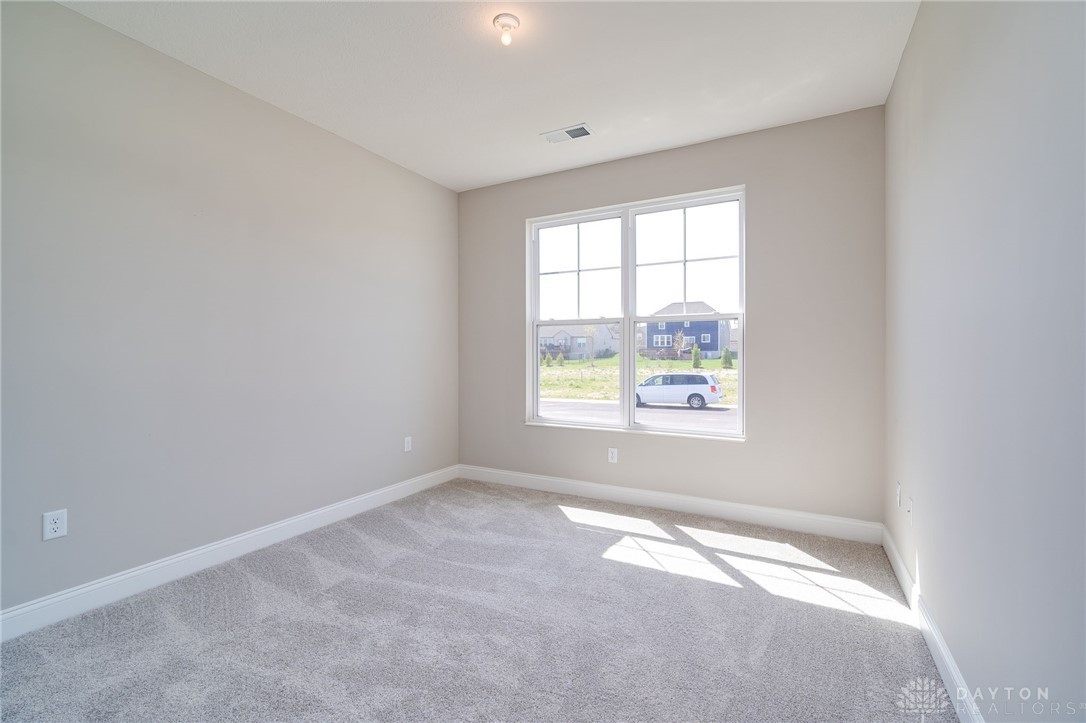 912 Reeder Circle Dayton, OH 45458 - Photo 8 of 36 Gallery Image 8