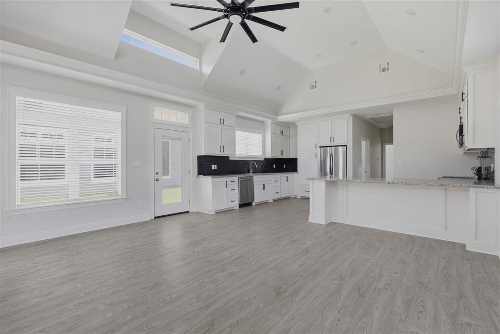 303 South Lyles Street Reeves, LA 70658 - Photo 6 of 15