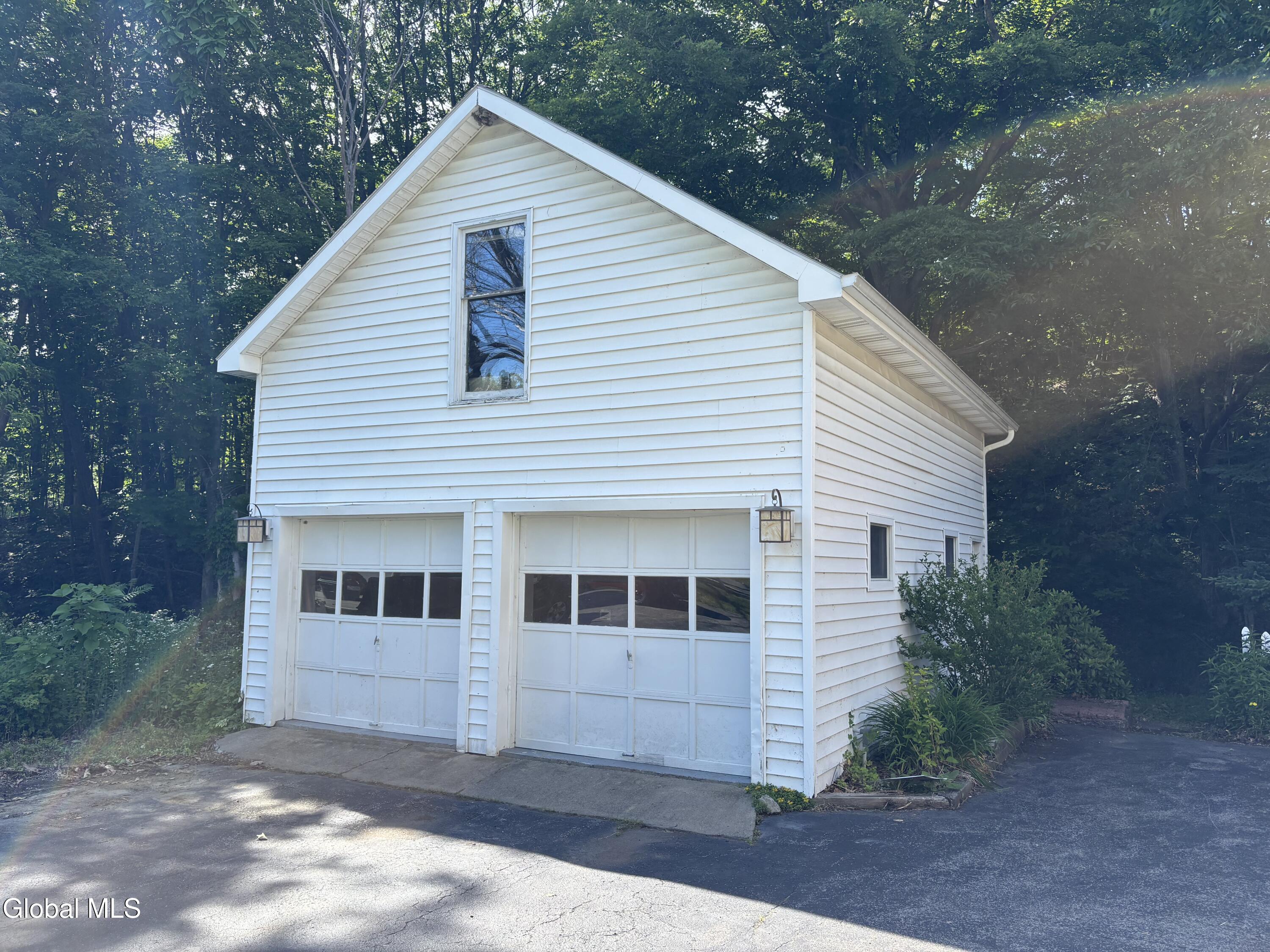 31 Taborton Road Sand Lake, NY 12018 - Photo 3 of 39 IMG_4780