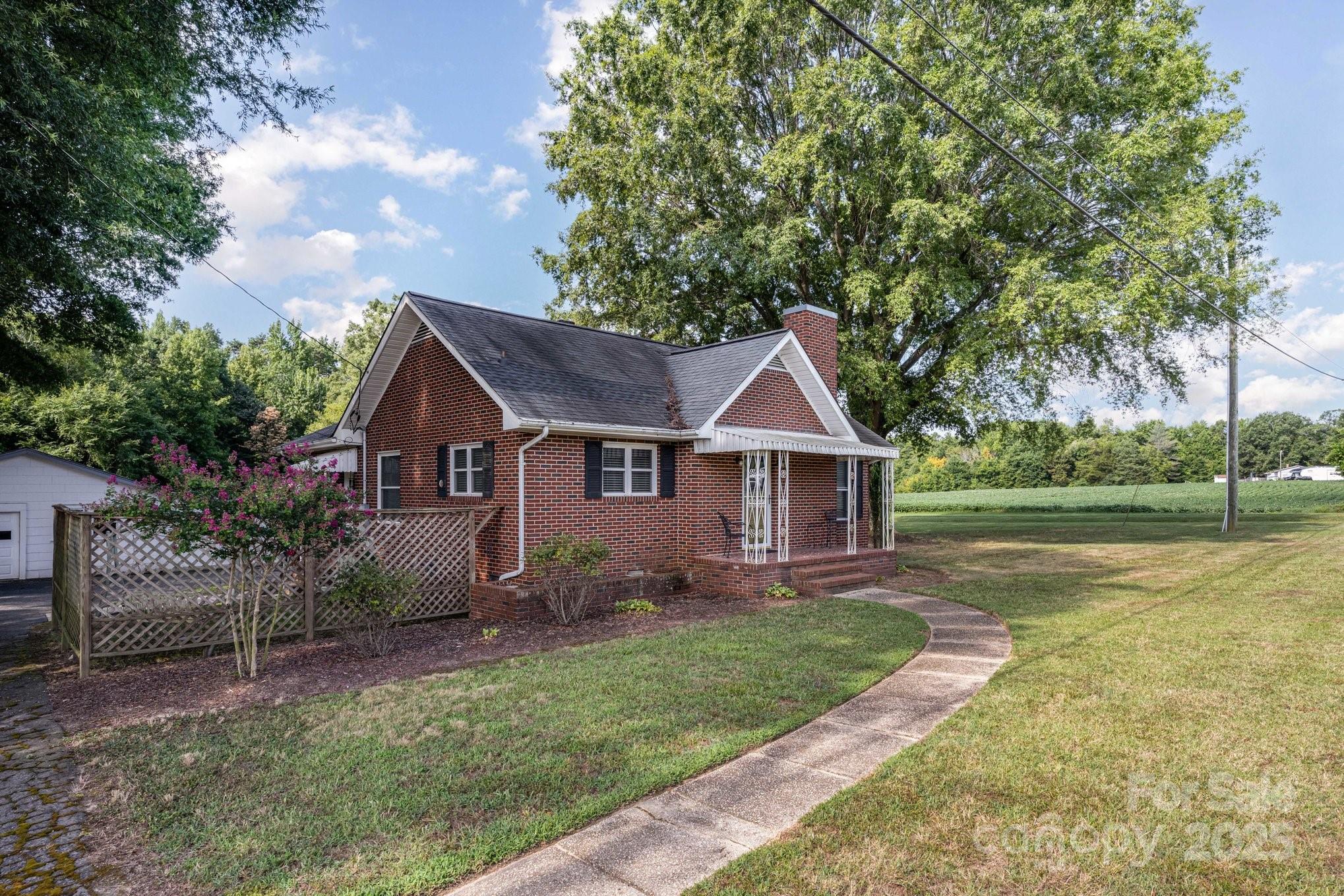 341 West Red Cross Road Oakboro, NC 28129 - Photo 2 of 25 Gallery Image 2