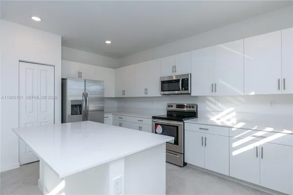 $3,400 | 12990 Southwest 229th Lane, Miami, FL 33170