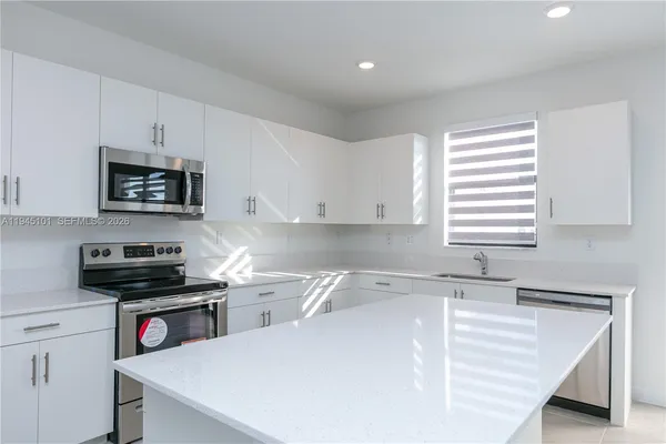 $3,400 | 12990 Southwest 229th Lane, Miami, FL 33170