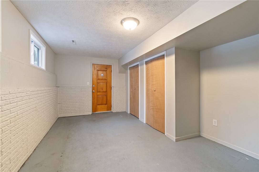 10 Nevins Road Henrietta, NY 14467 - Photo 29 of 39