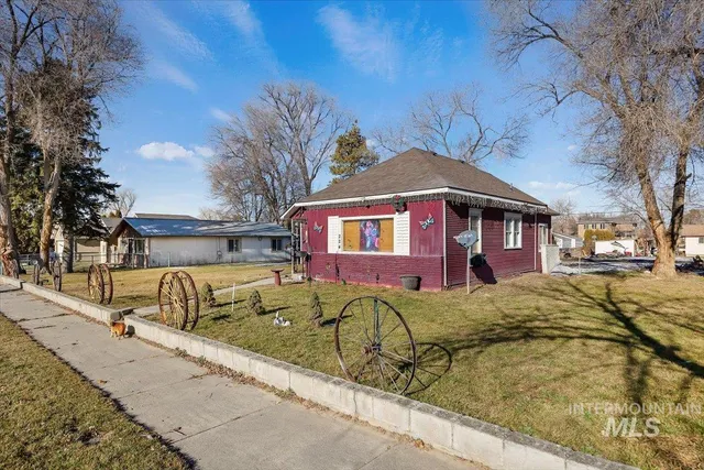 $239,900 | 224 5th Avenue East, Jerome, ID 83338