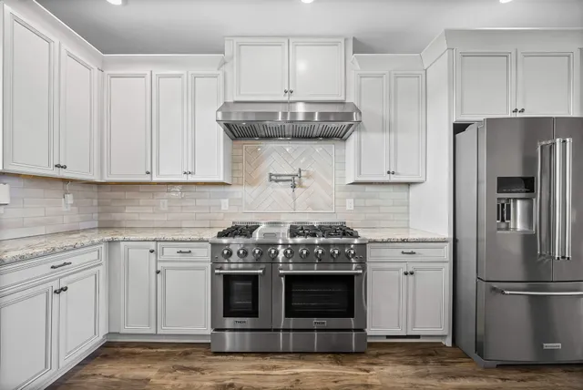 $1,200,000 | 720 Moore Hollow Road, Indian Mound, TN 37079