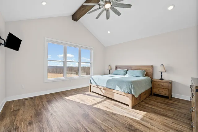 $1,200,000 | 720 Moore Hollow Road, Indian Mound, TN 37079