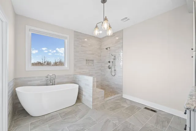 $1,200,000 | 720 Moore Hollow Road, Indian Mound, TN 37079