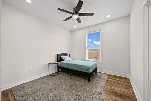 $1,200,000 | 720 Moore Hollow Road, Indian Mound, TN 37079