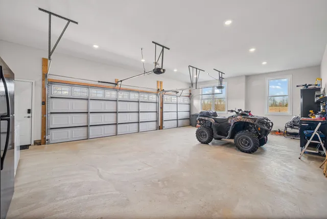 $1,200,000 | 720 Moore Hollow Road, Indian Mound, TN 37079