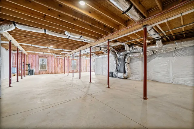 $1,200,000 | 720 Moore Hollow Road, Indian Mound, TN 37079