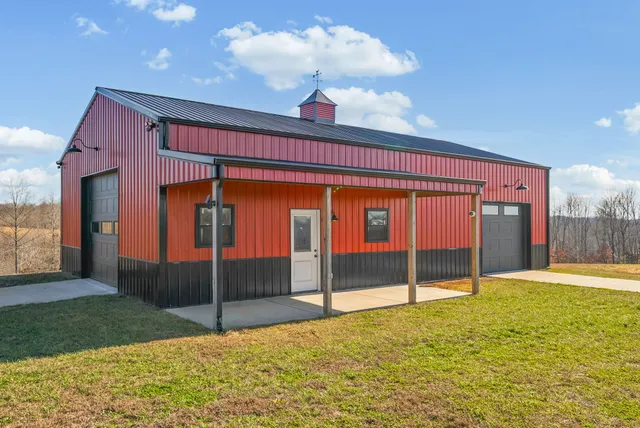 $1,200,000 | 720 Moore Hollow Road, Indian Mound, TN 37079