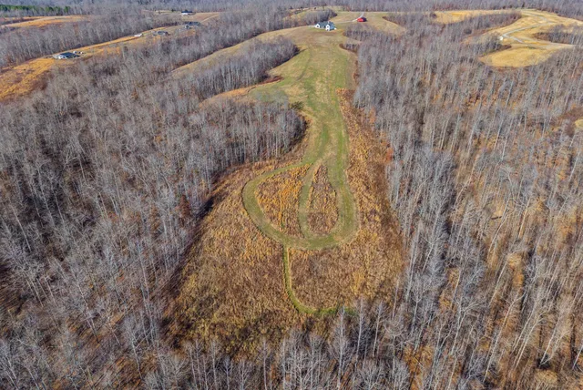 $1,200,000 | 720 Moore Hollow Road, Indian Mound, TN 37079