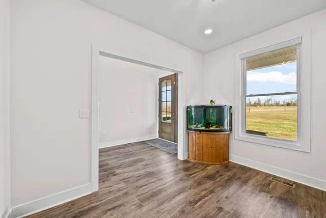 $1,200,000 | 720 Moore Hollow Road, Indian Mound, TN 37079