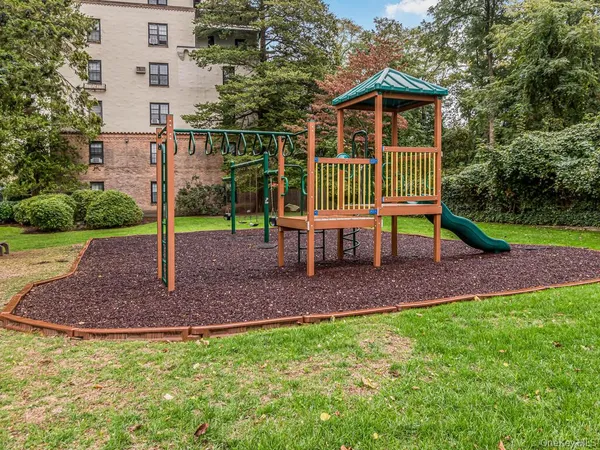 $189,000 | 1273 North Avenue, Unit 31G, New Rochelle, NY 10804