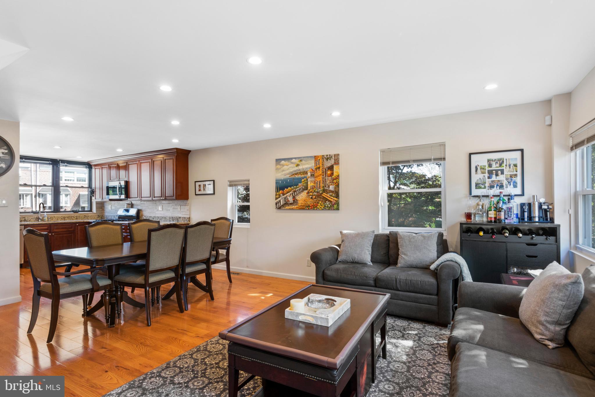12133 Sweet Briar Road Philadelphia, PA 19154 - Photo 6 of 11