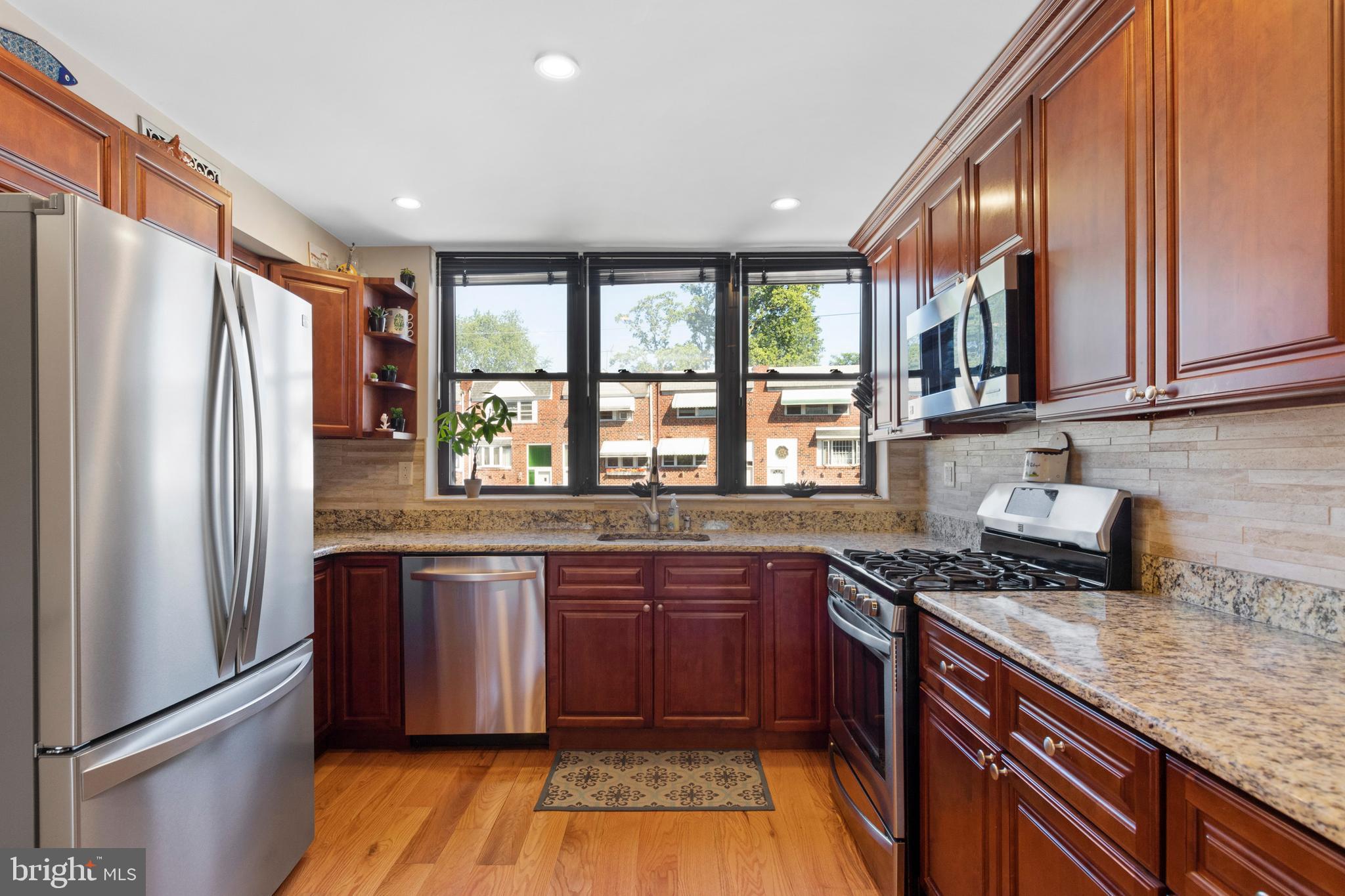 12133 Sweet Briar Road Philadelphia, PA 19154 - Photo 7 of 11