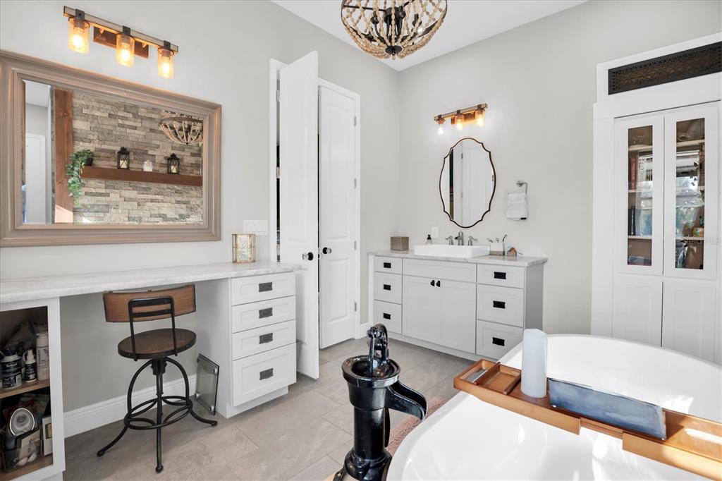 1605 Center Road Terra Ceia, FL 34250 - Photo 20 of 55