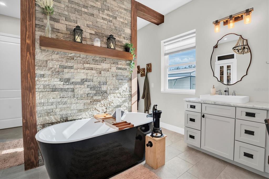 1605 Center Road Terra Ceia, FL 34250 - Photo 21 of 55