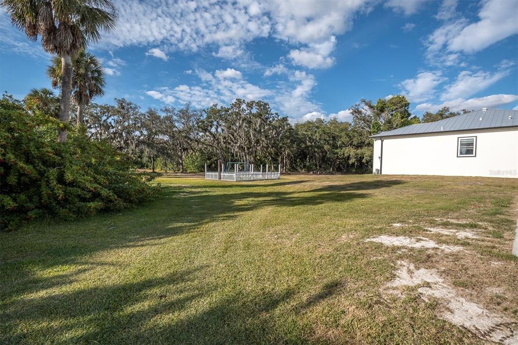 1605 Center Road Terra Ceia, FL 34250 - Photo 41 of 55