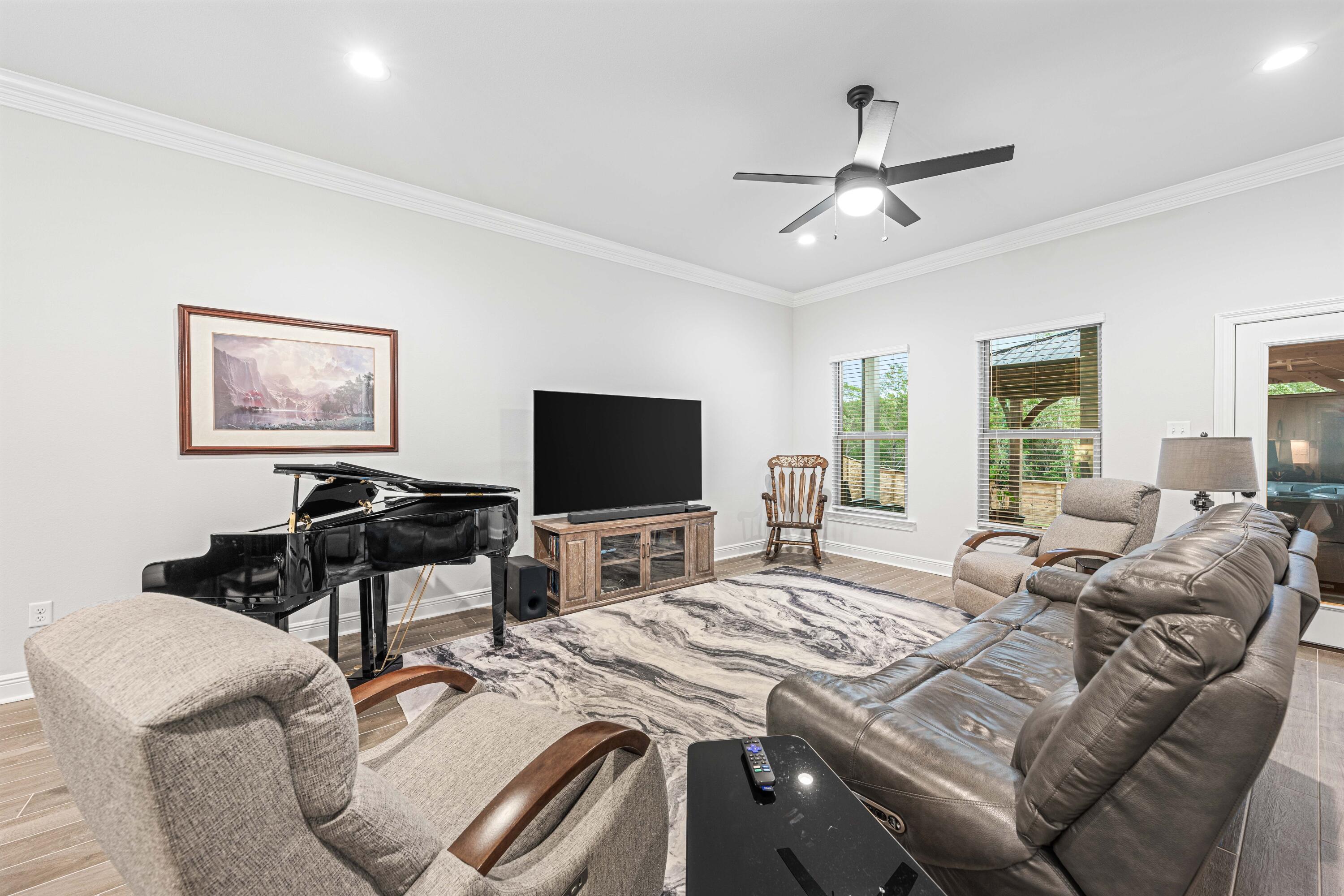 101 Hydrangea Boulevard Freeport, FL 32439 - Photo 4 of 44 101 Hydraenga-4