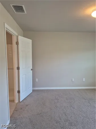 $2,000 | 8002 Vega Court, LaBelle, FL 33935