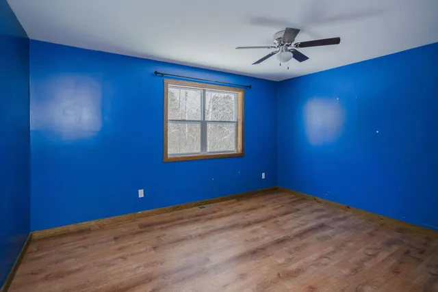 $329,900 | 127 Meadow Lane, Farmington, ME 04938