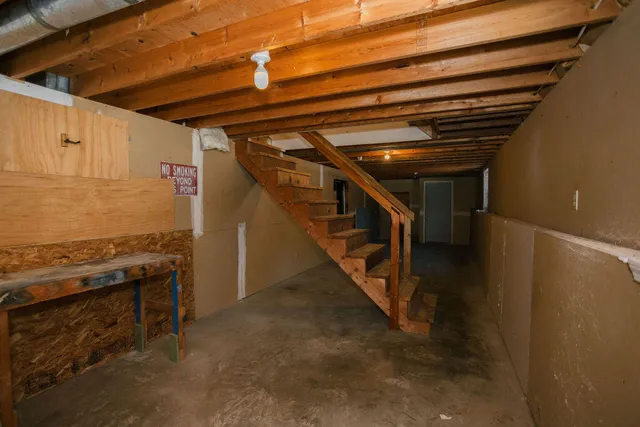 $329,900 | 127 Meadow Lane, Farmington, ME 04938