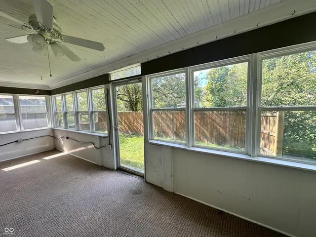 $184,900 | 1069 West Railroad Street, Fountaintown, IN 46130