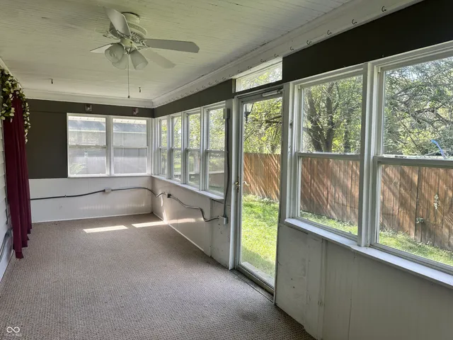 $184,900 | 1069 West Railroad Street, Fountaintown, IN 46130