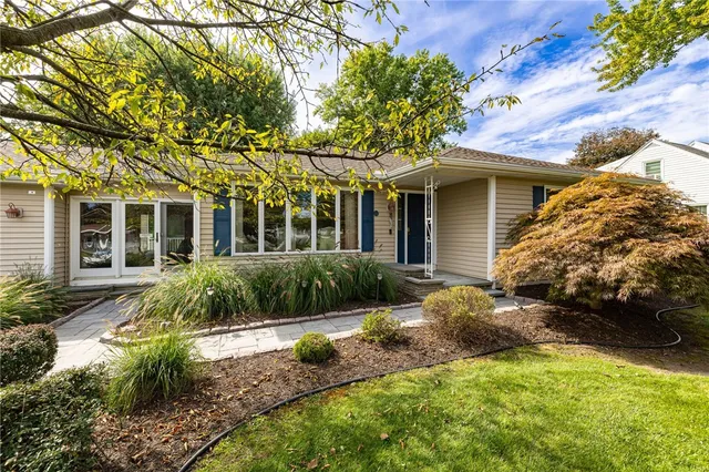 $300,000 | 132 Lincoln Road, Arcadia, NY 14513