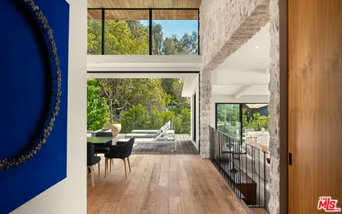 $3,995,000 | 3764 Las Flores Canyon Road, Malibu, CA 90265