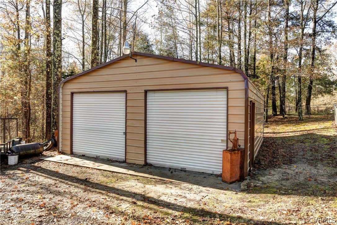 376 Poplar Road Aylett, VA 23009 - Photo 3 of 23 Gallery Image 3