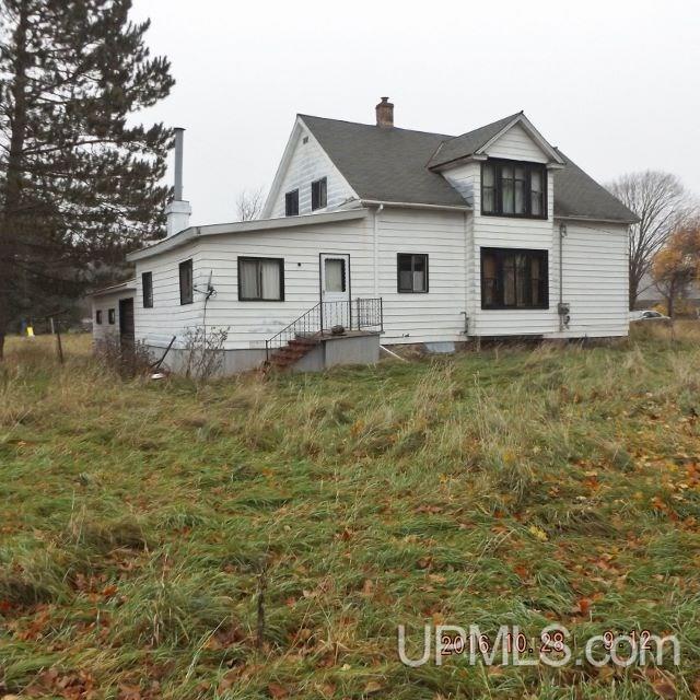 393 Baumgartner Road Iron River, MI 49935 - Photo 14 of 22
