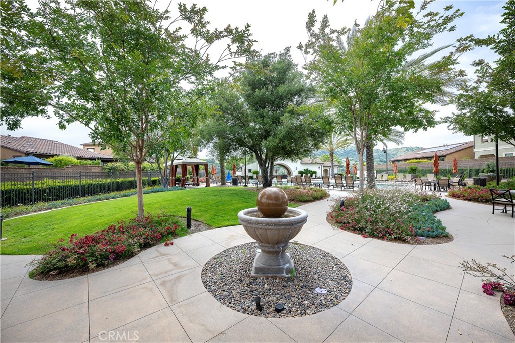 6 Pony Court Rancho Mission Viejo, CA 92694 - Photo 35 of 35 a view of a garden with a fountain